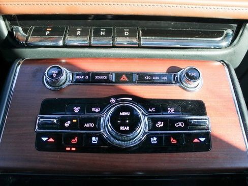 Used 2021 Lincoln Aviator Reserve w/ Elements Package Plus image 20