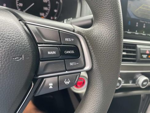 Used 2020 Honda Accord LX image 33