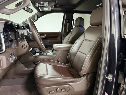 Used 2023 GMC Sierra 1500 Denali AWD/4WD image 10
