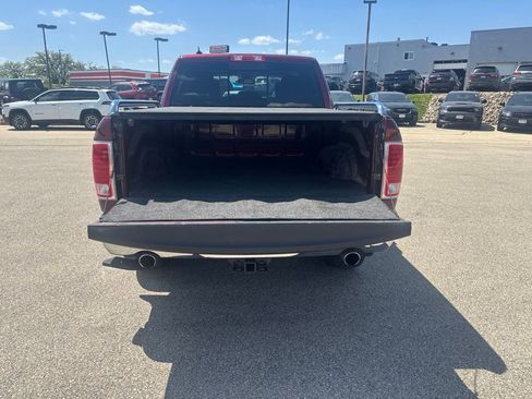 Used 2018 RAM 1500 Laramie w/ Convenience Group AWD/4WD image 5