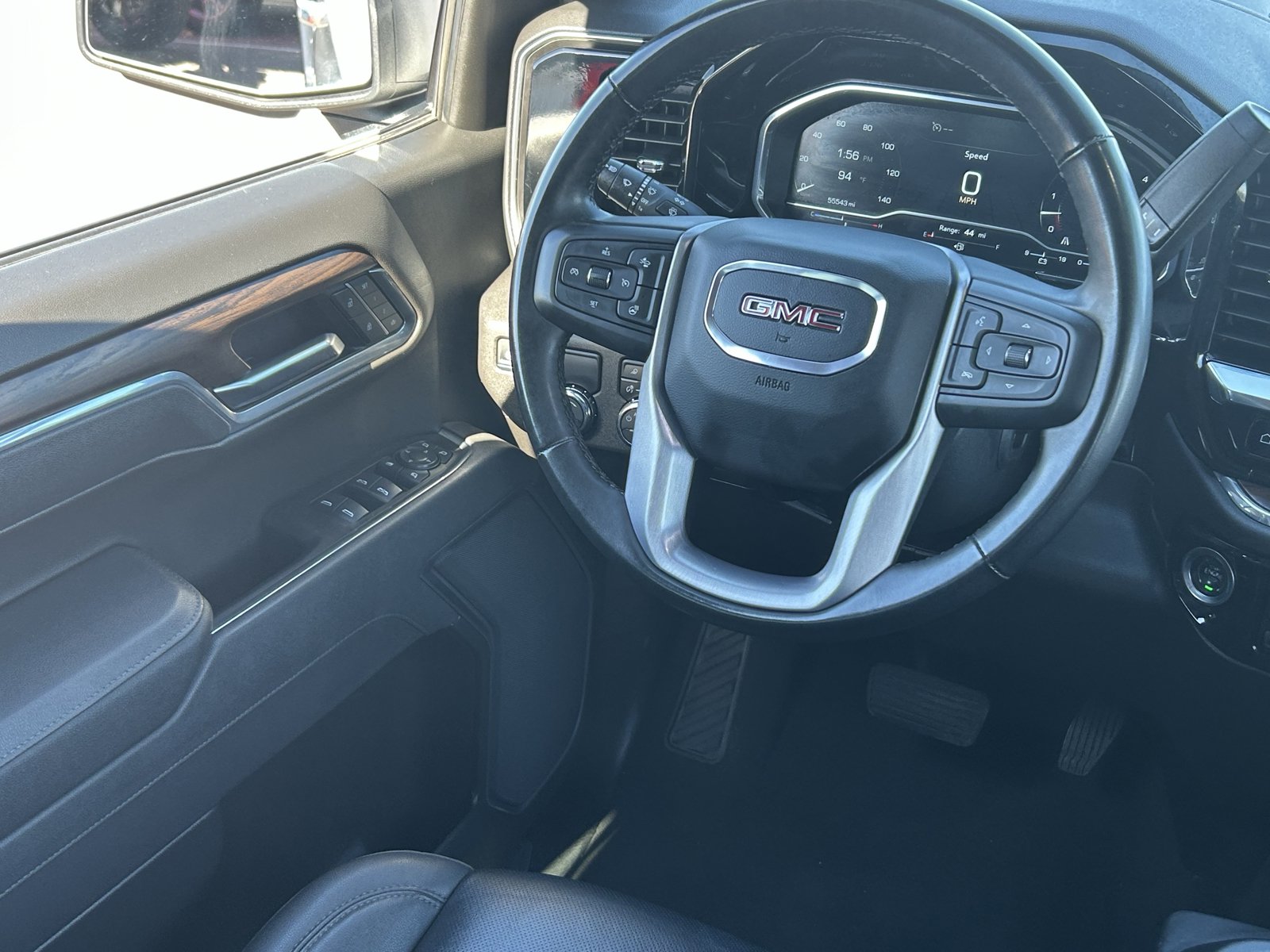 Certified 2025 GMC Sierra 1500 SLT RWD image 16