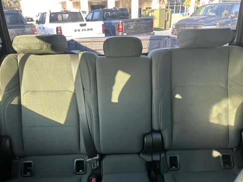 New 2026 Jeep Gladiator Sport image 15