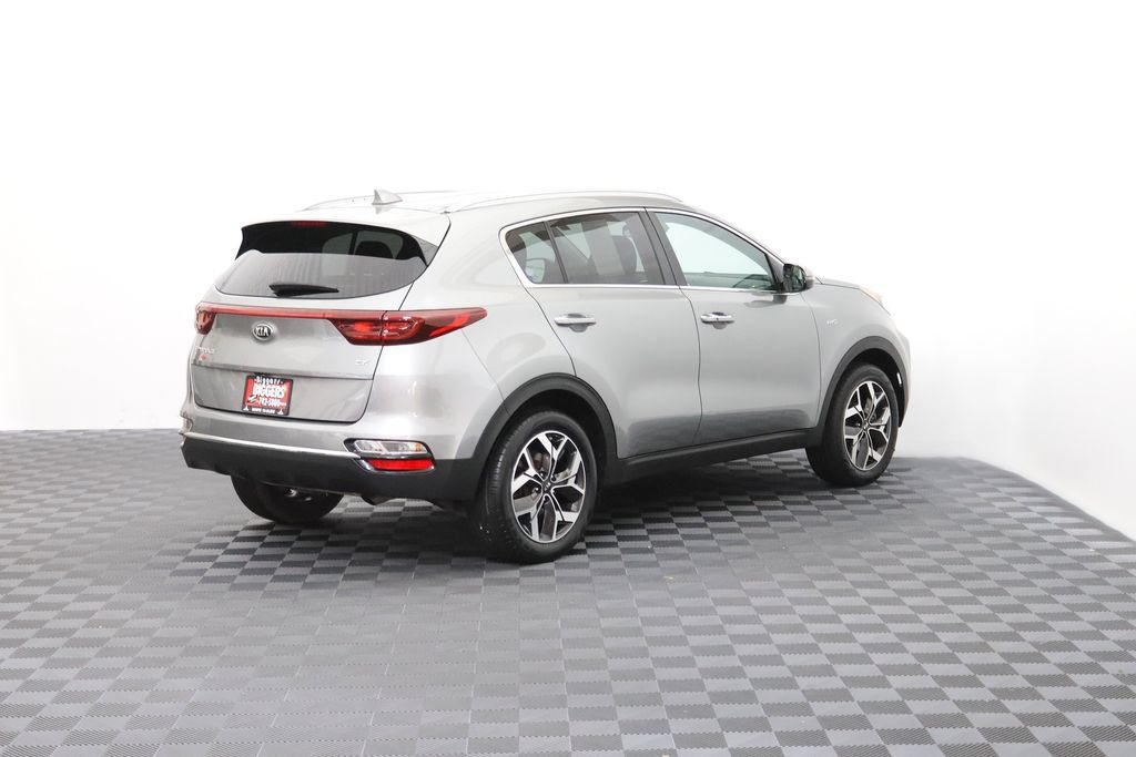 Used 2021 Kia Sportage EX AWD/4WD image 8