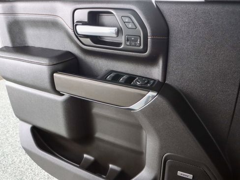 Used 2023 GMC Sierra 2500 AT4 w/ AT4 Preferred Package image 25