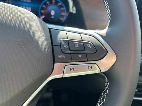 New 2026 Volkswagen Atlas SE image 28