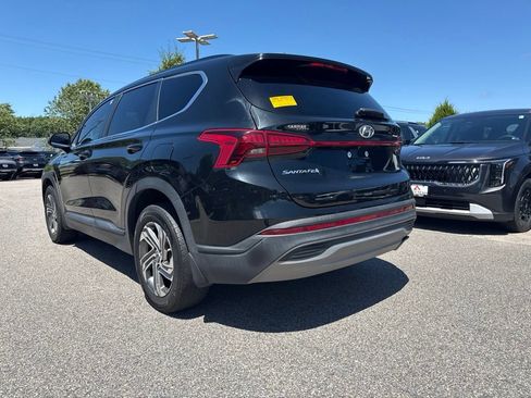 Used 2021 Hyundai Santa Fe SE FWD image 3