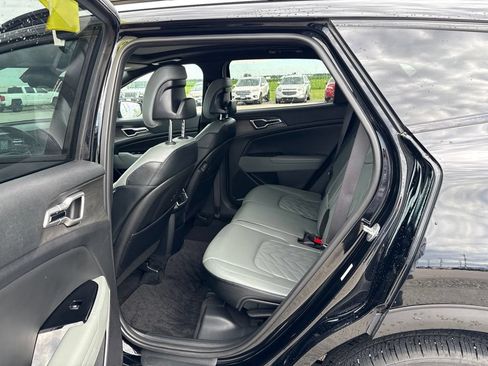 Used 2023 Kia Sportage X-Line w/ X-Line Premium Package AWD/4WD image 24
