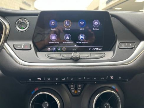 Used 2020 Chevrolet Blazer LT FWD image 13