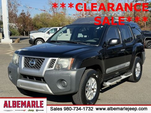 Used 2015 Nissan Xterra S image 8