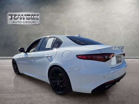 Used 2018 Alfa Romeo Giulia Ti Sport w/ Quick Order Package 22U Sport RWD image 6