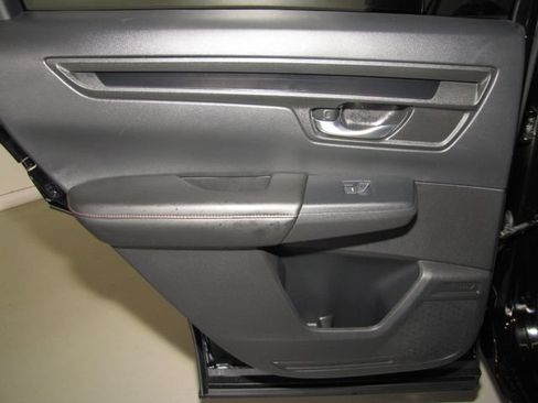 Certified 2025 Honda CR-V Sport image 13