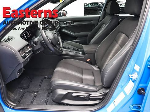 Used 2022 Honda Civic Sport image 14