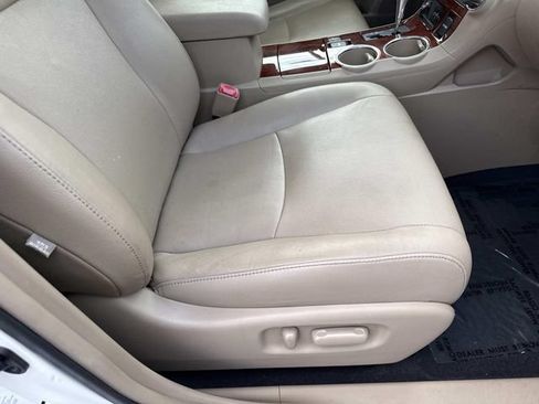 Used 2013 Toyota Highlander Limited AWD/4WD image 10