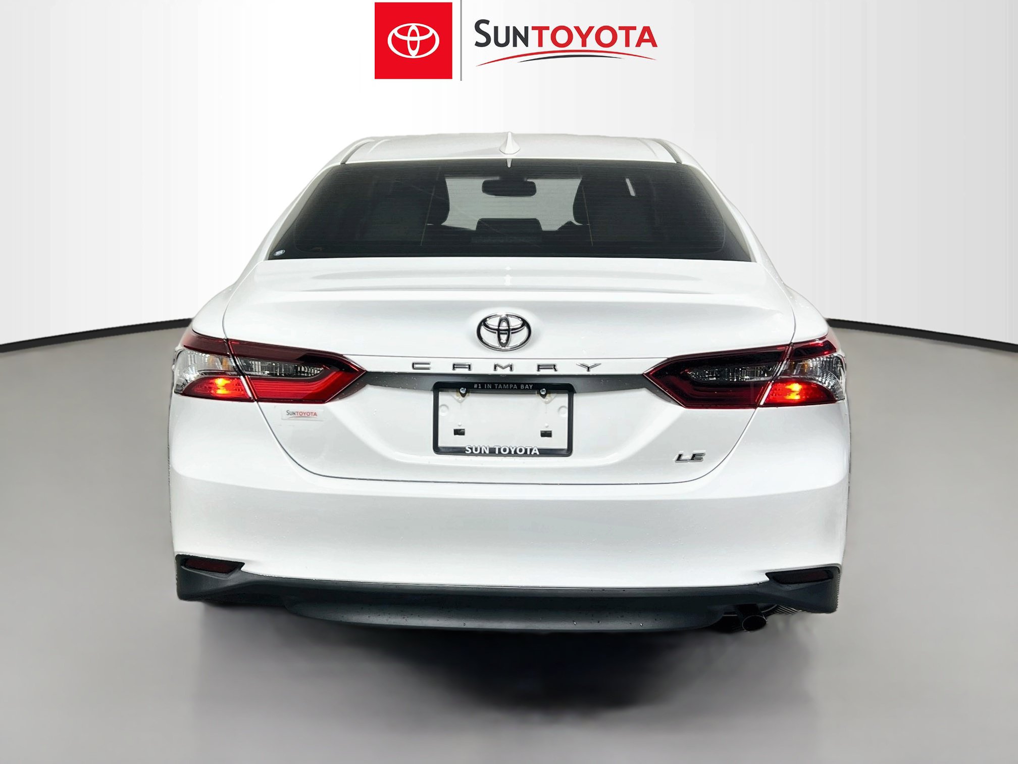 Used 2024 Toyota Camry LE w/ Convenience Package FWD image 5