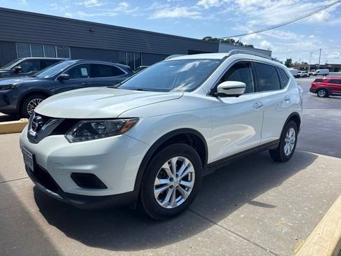 Used 2016 Nissan Rogue SV w/ SV Premium Package AWD/4WD image 1
