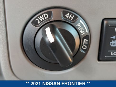 Used 2021 Nissan Frontier SV w/ Midnight Edition Floor Mats AWD/4WD image 32