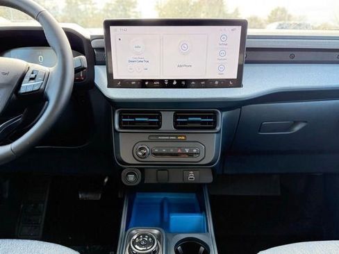 New 2026 Ford Maverick XLT w/ XLT Luxury Package image 21