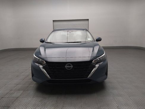 Used 2024 Nissan Sentra SV FWD image 14