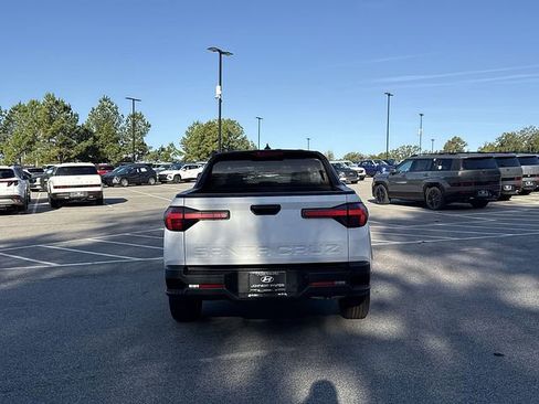 New 2026 Hyundai Santa Cruz SE FWD image 15
