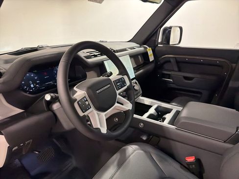 New 2026 Land Rover Defender 110 X-Dynamic SE AWD/4WD image 10