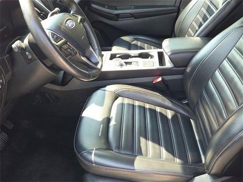 Certified 2024 Ford Edge SEL image 17