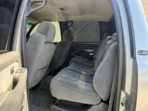 Used 2003 Chevrolet Silverado 3500 LS RWD image 9