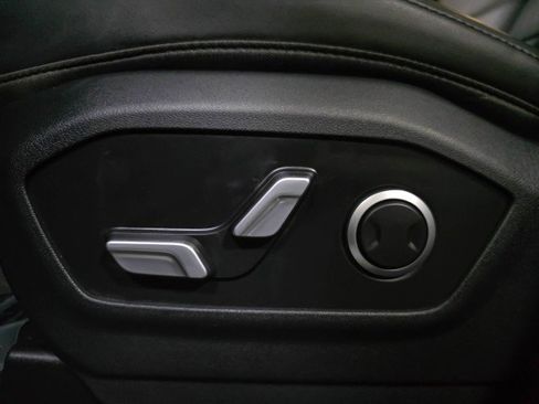 Used 2025 Hyundai Santa Fe SEL image 32