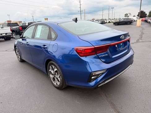 Used 2020 Kia Forte LXS FWD image 3