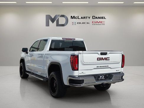 Used 2020 GMC Sierra 1500 SLT RWD image 13