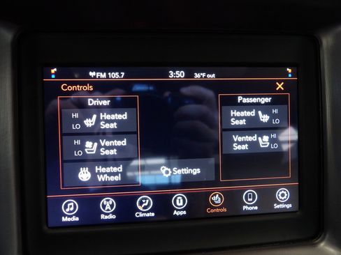 Used 2021 Dodge Charger SXT w/ Leather Interior Group image 37