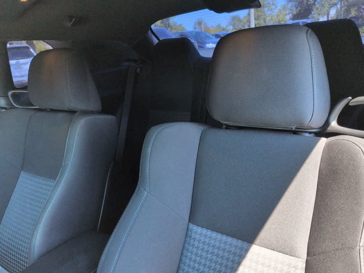 Used 2022 Dodge Challenger R/T RWD image 8