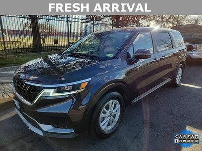 Used 2024 Kia Carnival LX