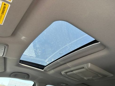 Used 2017 Honda Pilot Elite image 27