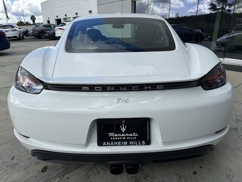 Used 2018 Porsche 718 Cayman image 7