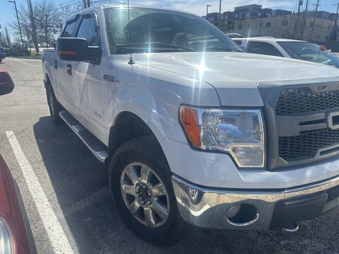 Used 2014 Ford F150 XLT w/ XTR Package image 2