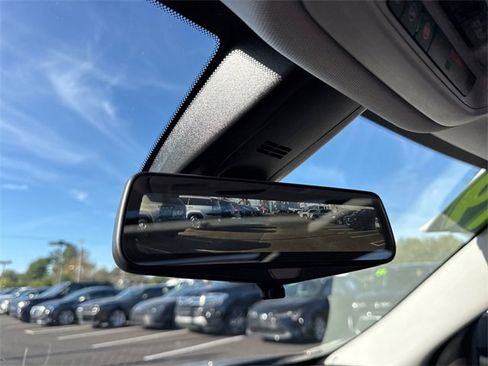 Used 2019 Chevrolet Traverse LT w/ LT Premium Package image 28