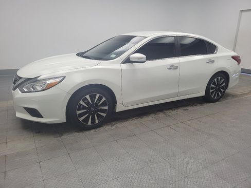 Used 2018 Nissan Altima 2.5 SL image 2