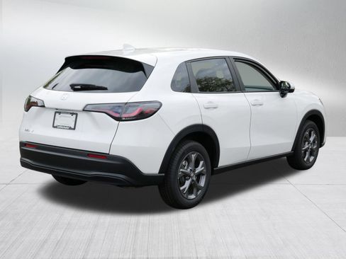 Certified 2026 Honda HR-V LX image 7