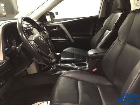 Used 2016 Toyota RAV4 Limited AWD/4WD image 23