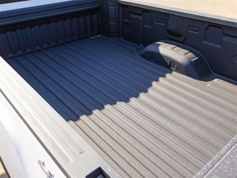 New 2025 GMC Sierra 2500 Pro image 9