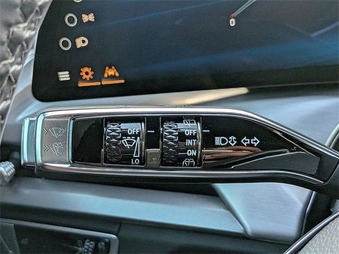 New 2026 Cadillac Vistiq Luxury image 26