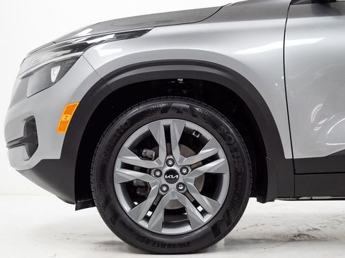 Certified 2023 Kia Seltos S FWD image 27