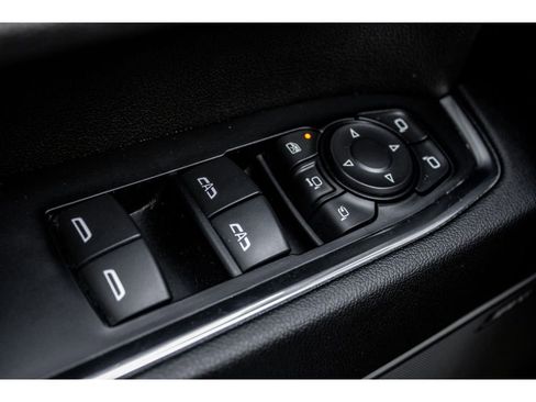 Used 2024 Chevrolet Silverado 2500 High Country w/ High Country Premium Package image 39