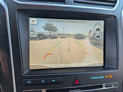 Used 2017 Ford Explorer Limited w/ Equipment Group 301A FWD image 14