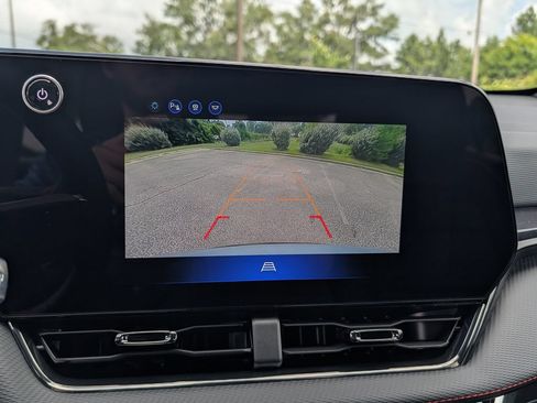 New 2027 Chevrolet Equinox RS w/ Convenience Package III FWD image 27