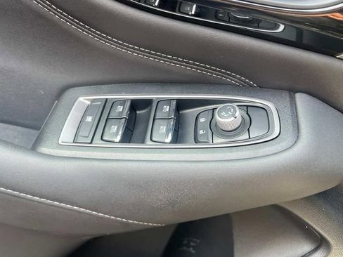 Used 2022 Subaru Outback Limited XT image 21