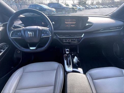 Used 2024 Buick Envista Avenir image 21