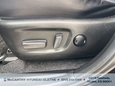 Used 2018 Toyota RAV4 Limited w/ Advanced Technology Package image 19