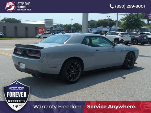 Used 2022 Dodge Challenger R/T Scat Pack w/ Plus Package RWD image 7