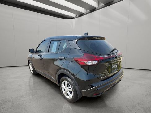 Used 2025 Nissan Kicks Play S w/ Interior Electronics Package FWD image 3